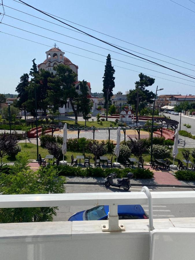 Sun & Sea Apartment Nea Iraklia Luaran gambar