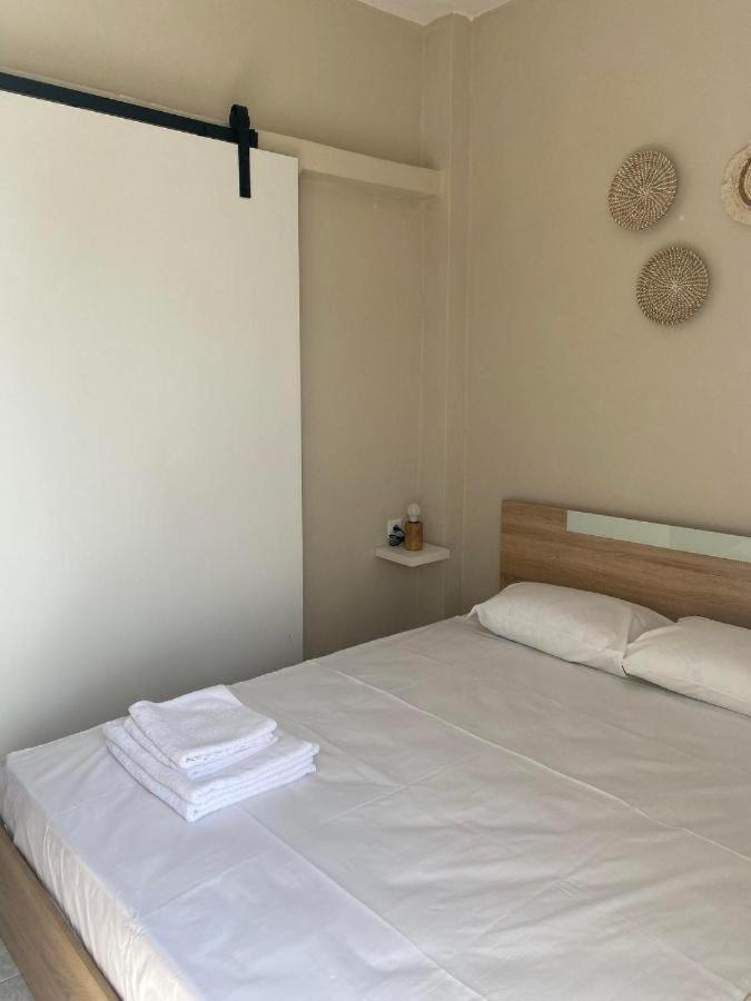 Sun & Sea Apartment Nea Iraklia Luaran gambar