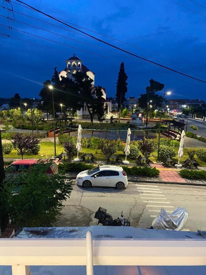 Sun & Sea Apartment Nea Iraklia Bilik gambar